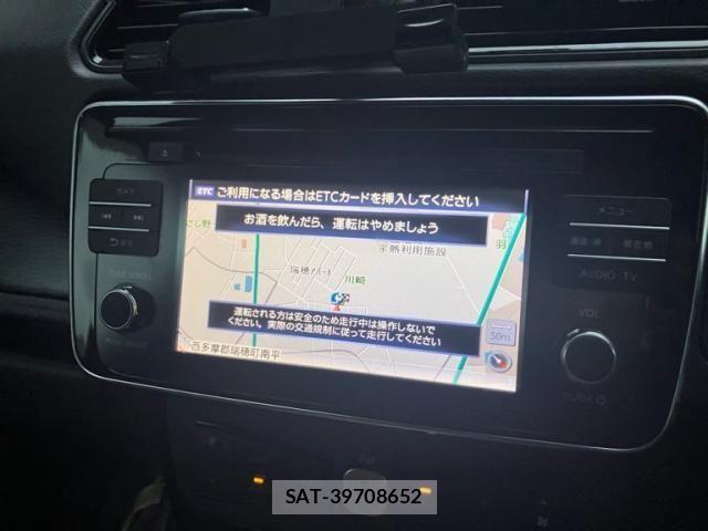 Nissan LEAF 2019-02 8100051-21