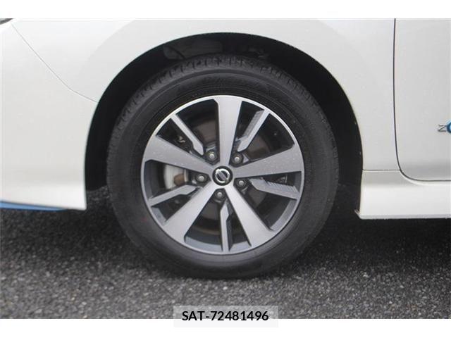 Nissan LEAF 2021-03 8100039-17