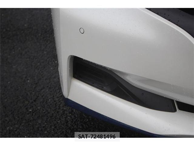 Nissan LEAF 2021-03 8100039-21