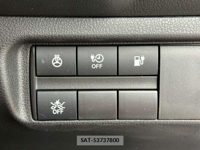 Nissan LEAF 2023-12 8100032-12