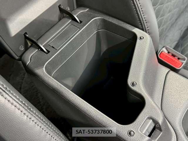 Nissan LEAF 2023-12 8100032-26