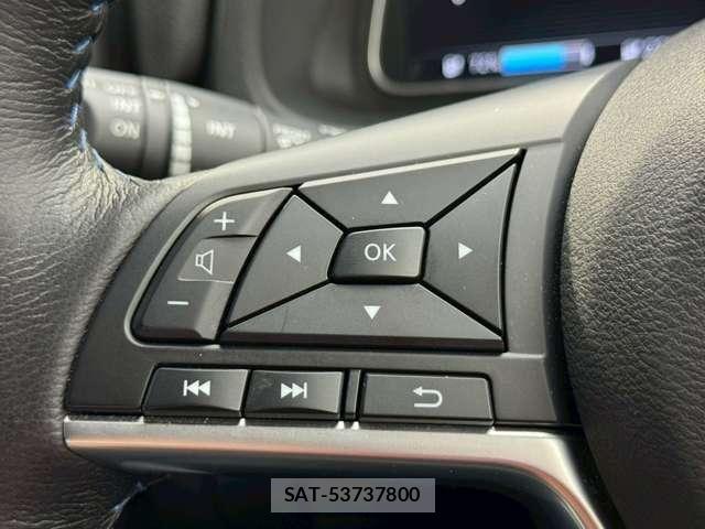 Nissan LEAF 2023-12 8100032-8