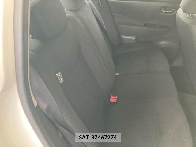 Nissan LEAF 2016-02 8100054-9