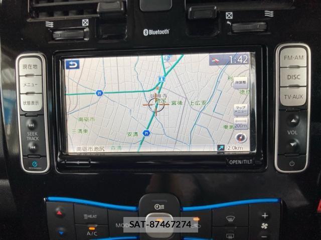 Nissan LEAF 2016-02 8100054-20
