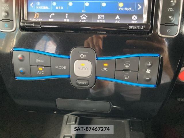 Nissan LEAF 2016-02 8100054-23