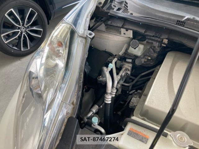 Nissan LEAF 2016-02 8100054-27