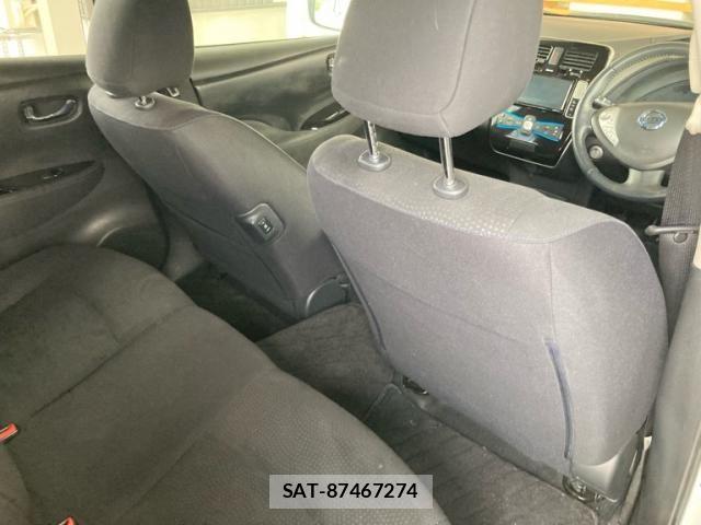 Nissan LEAF 2016-02 8100054-8