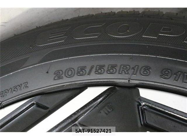 Nissan LEAF 2022-12 8100035-21