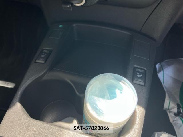 Nissan LEAF 2017-03 8100053-19