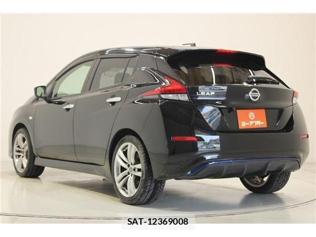 Nissan LEAF 2017-12 8130947-10