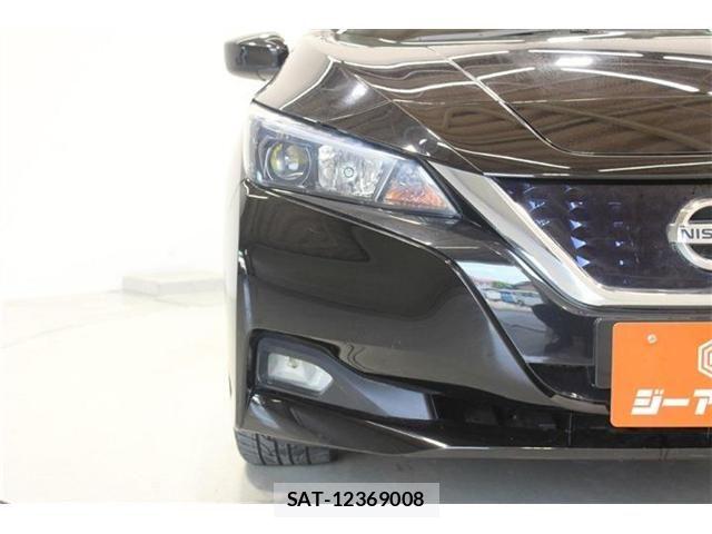 Nissan LEAF 2017-12 8130947-16