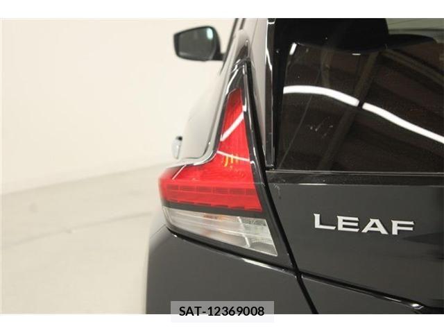 Nissan LEAF 2017-12 8130947-19