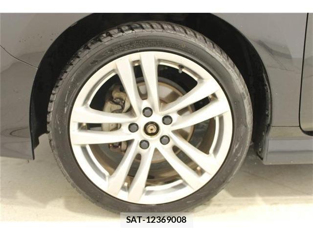 Nissan LEAF 2017-12 8130947-25