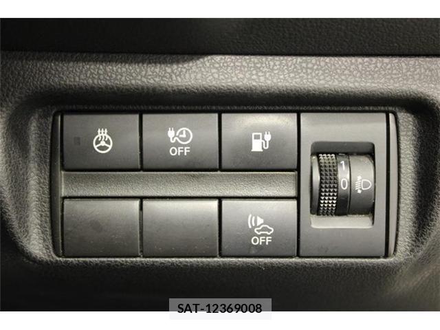 Nissan LEAF 2017-12 8130947-5