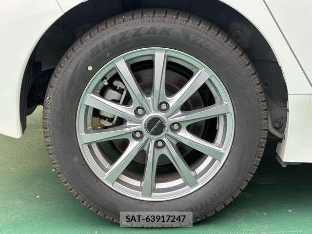 Nissan LEAF 2024-05 8130935-13