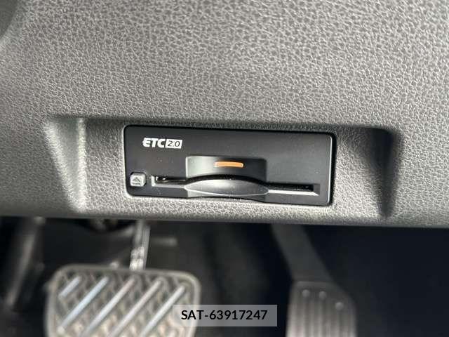 Nissan LEAF 2024-05 8130935-15