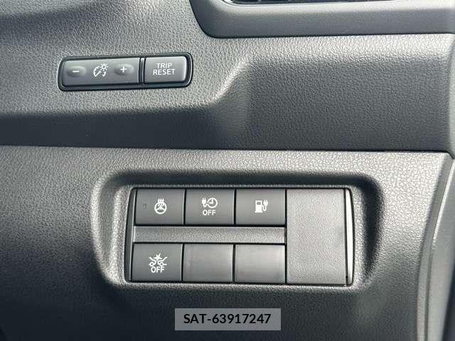Nissan LEAF 2024-05 8130935-16