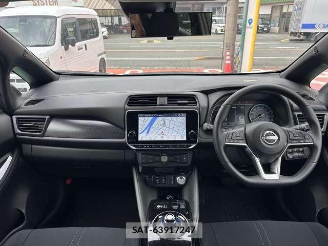 Nissan LEAF 2024-05 8130935-7