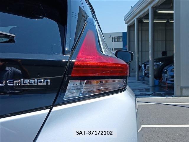 Nissan LEAF 2022-06 8130941-11