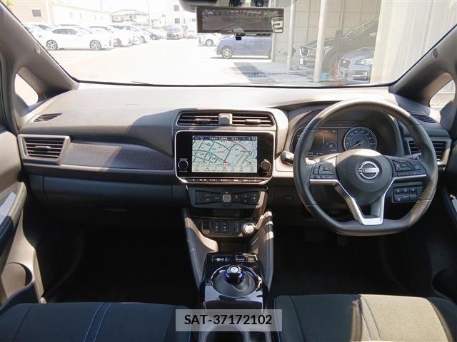Nissan LEAF 2022-06 8130941-16