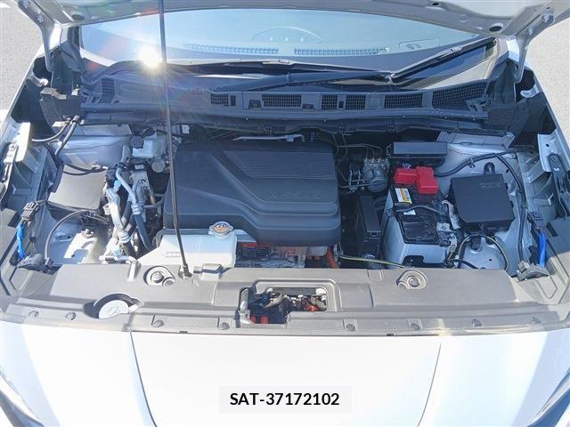 Nissan LEAF 2022-06 8130941-18