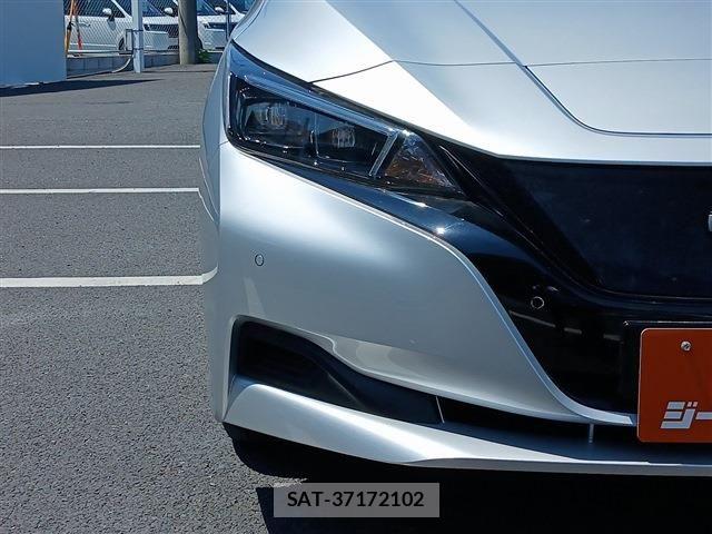 Nissan LEAF 2022-06 8130941-23