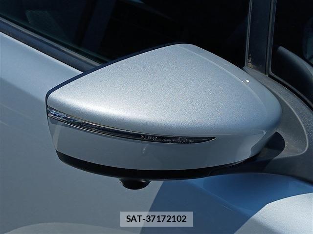 Nissan LEAF 2022-06 8130941-27