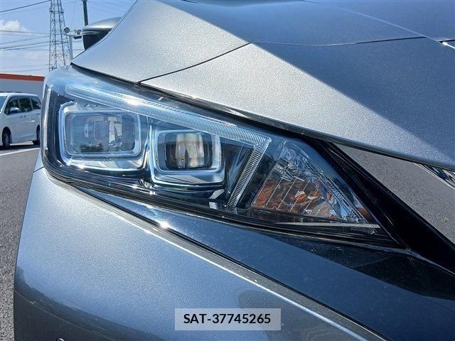 Nissan LEAF 2020-02 8130949-10