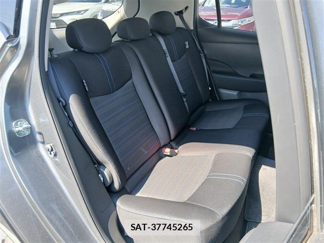 Nissan LEAF 2020-02 8130949-14