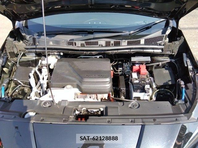 Nissan LEAF 2024-02 8130932-14