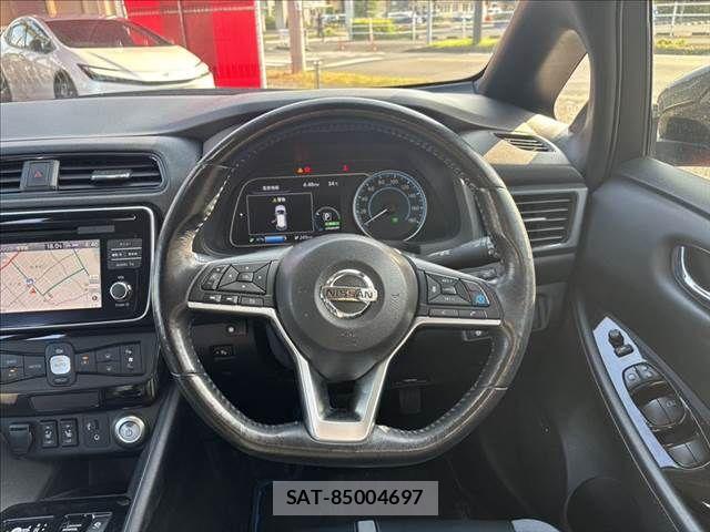 Nissan LEAF 2019-12 8130942-10
