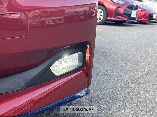 Nissan LEAF 2019-12 8130942-12