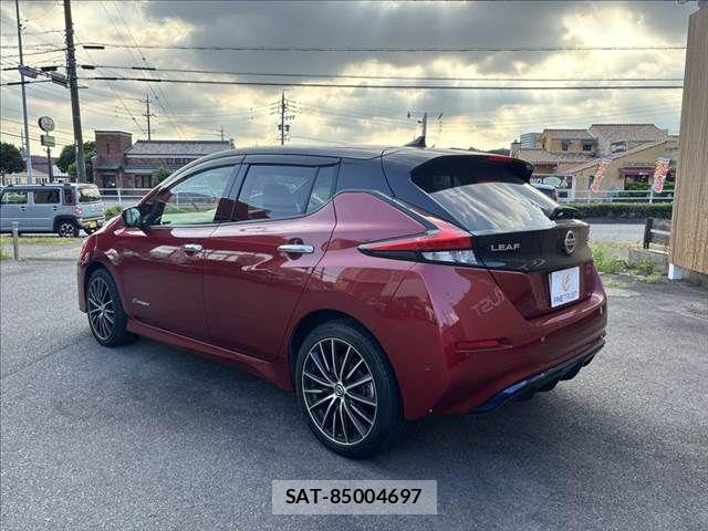 Nissan LEAF 2019-12 8130942-20