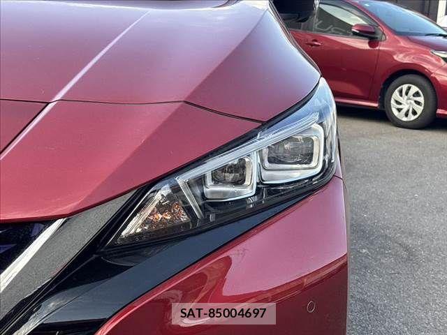 Nissan LEAF 2019-12 8130942-22