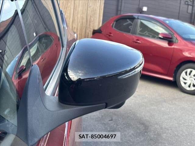 Nissan LEAF 2019-12 8130942-26