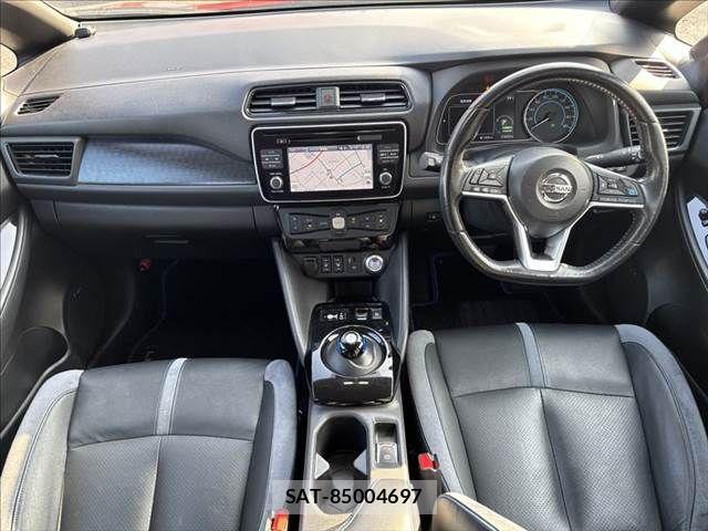 Nissan LEAF 2019-12 8130942-2