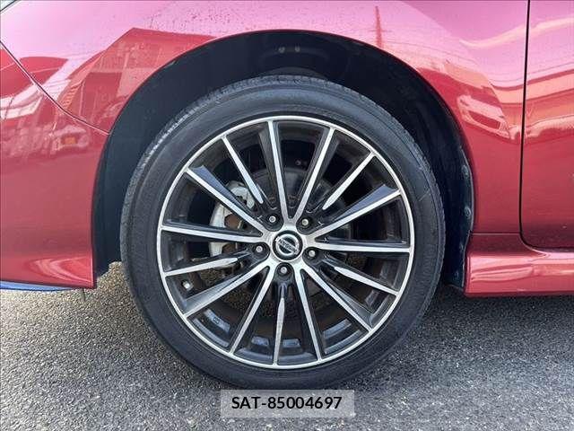 Nissan LEAF 2019-12 8130942-29