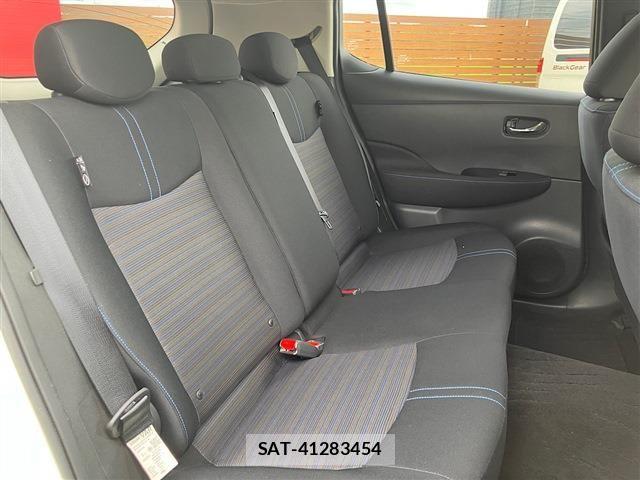 Nissan LEAF 2021-09 8130936-20