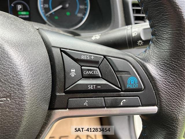 Nissan LEAF 2021-09 8130936-29
