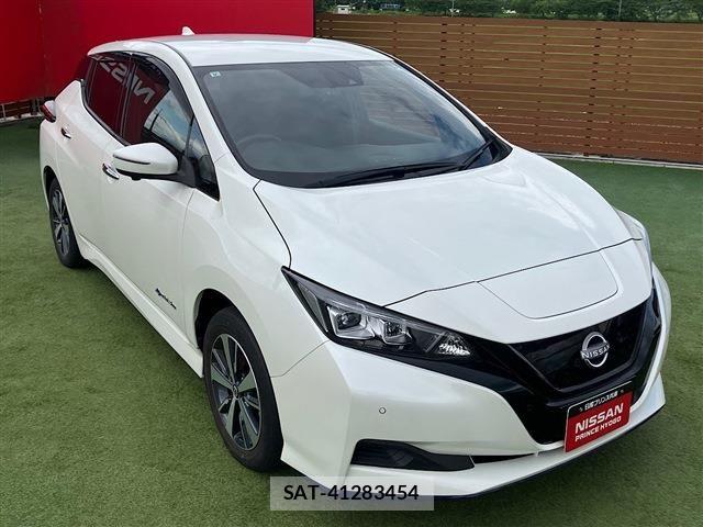 Nissan LEAF 2021-09 8130936-6