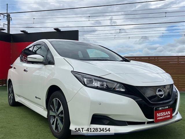 Nissan LEAF 2021-09 8130936-7