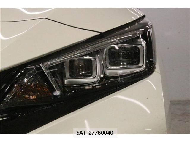 Nissan LEAF 2022-01 8146039-14