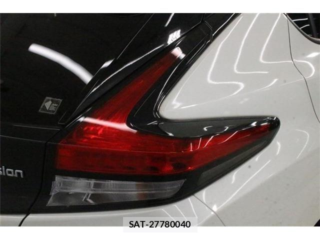 Nissan LEAF 2022-01 8146039-18