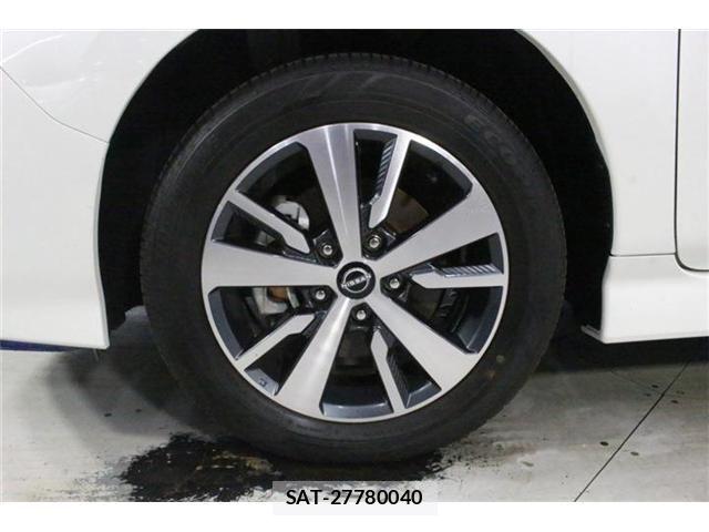Nissan LEAF 2022-01 8146039-23