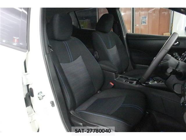 Nissan LEAF 2022-01 8146039-26
