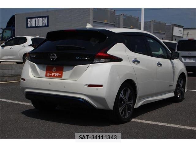 Nissan LEAF 2022-03 8146040-15
