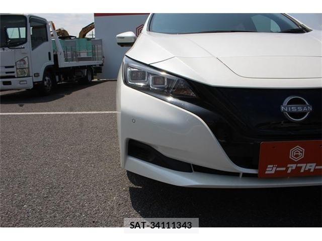 Nissan LEAF 2022-03 8146040-23
