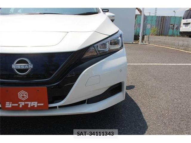 Nissan LEAF 2022-03 8146040-25
