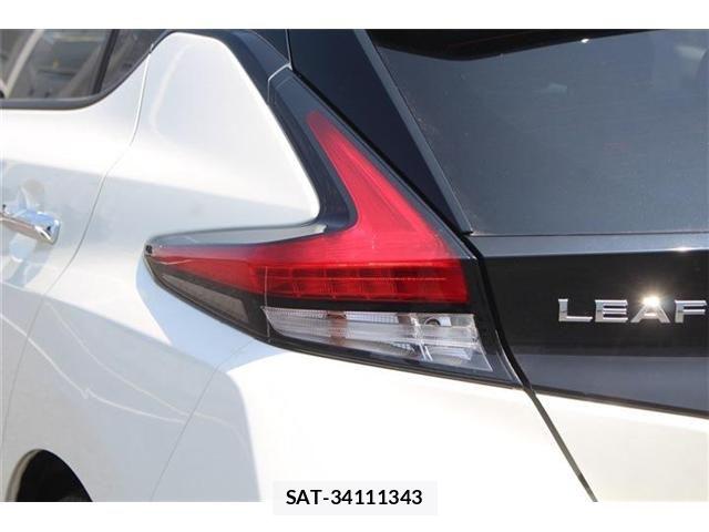 Nissan LEAF 2022-03 8146040-27