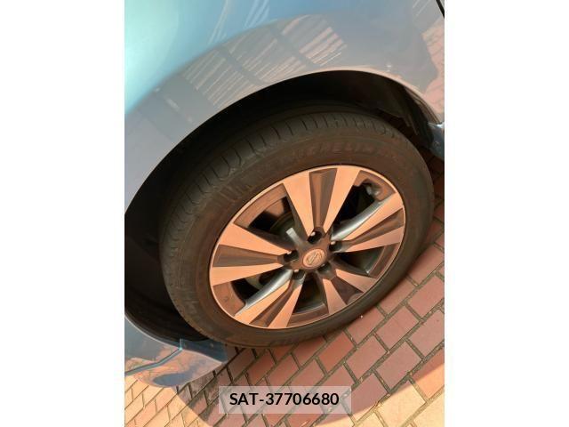 Nissan LEAF 2016-01 8146041-10